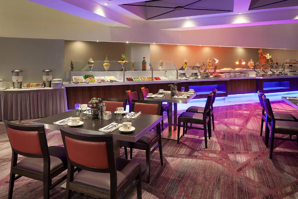 Sheraton Gateway Los Angeles