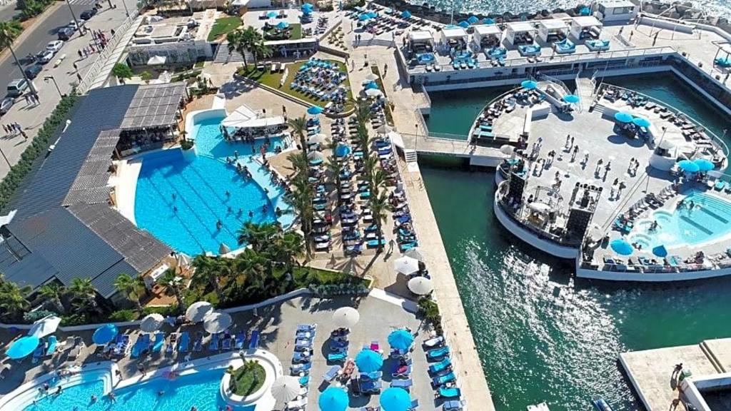 Riviera Hotel Beirut