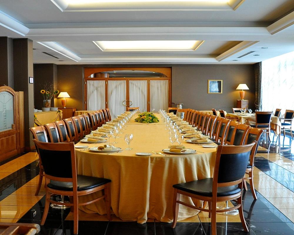 Ramada by Wyndham Naples