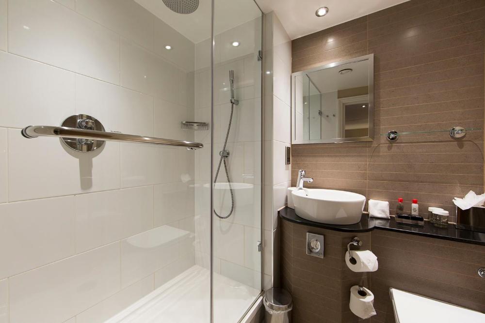 every hotel Piccadilly