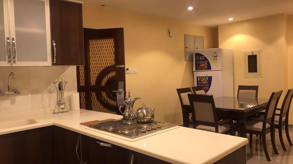 Refaaf Al Azizia Hotel
