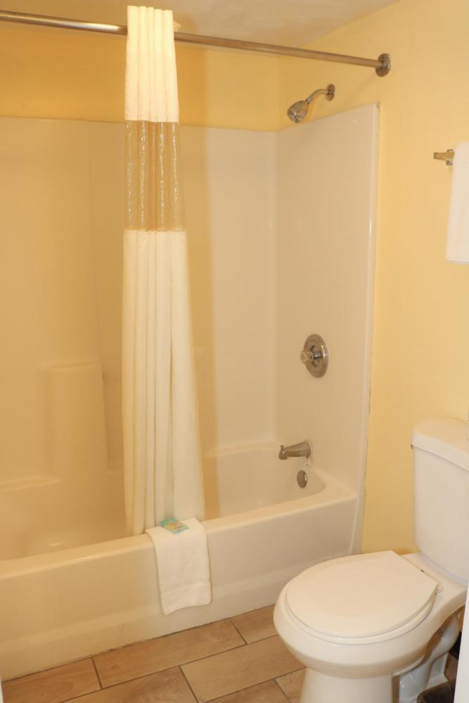 Shining Light Inn & Suites