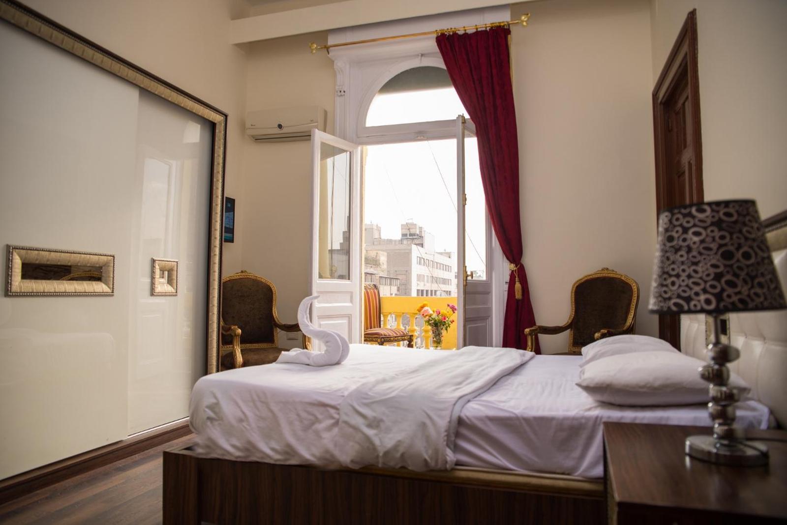 Hotel Grand Royal