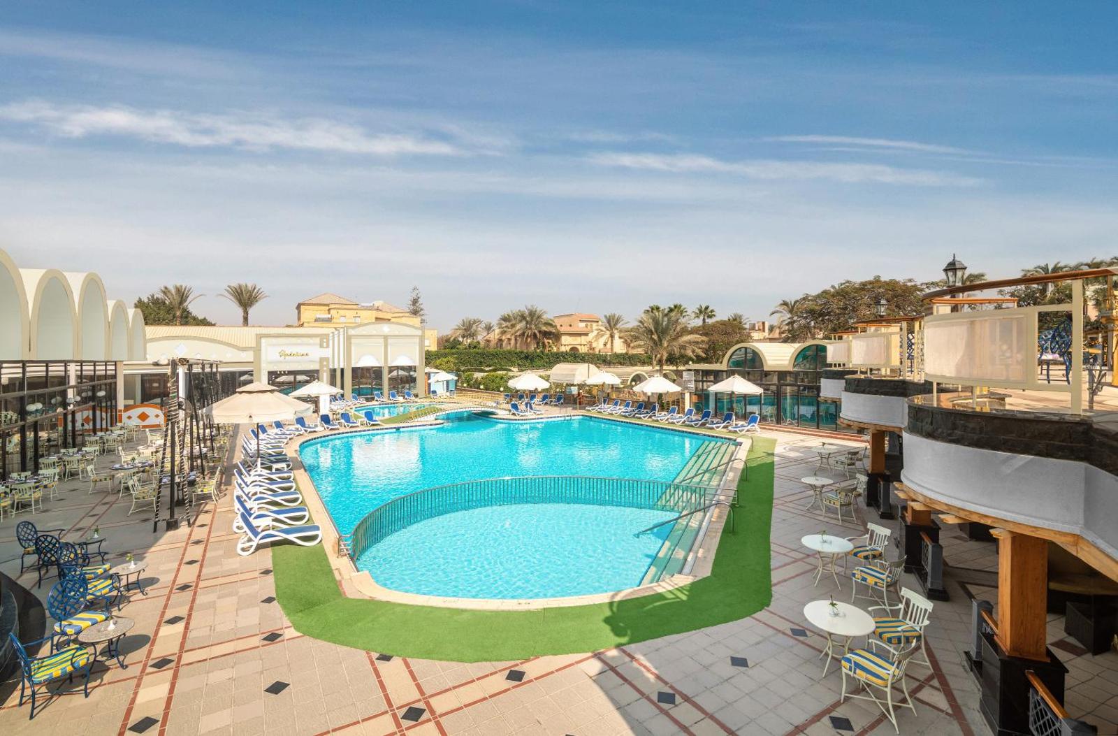 The Oasis Hotel Pyramids