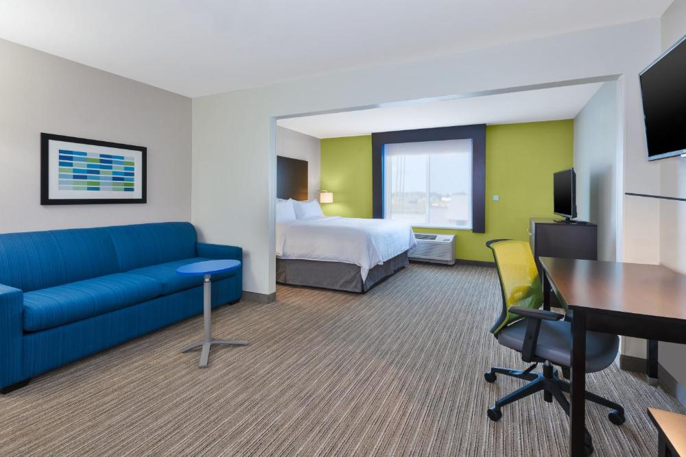 Holiday Inn Express & Suites - Effingham