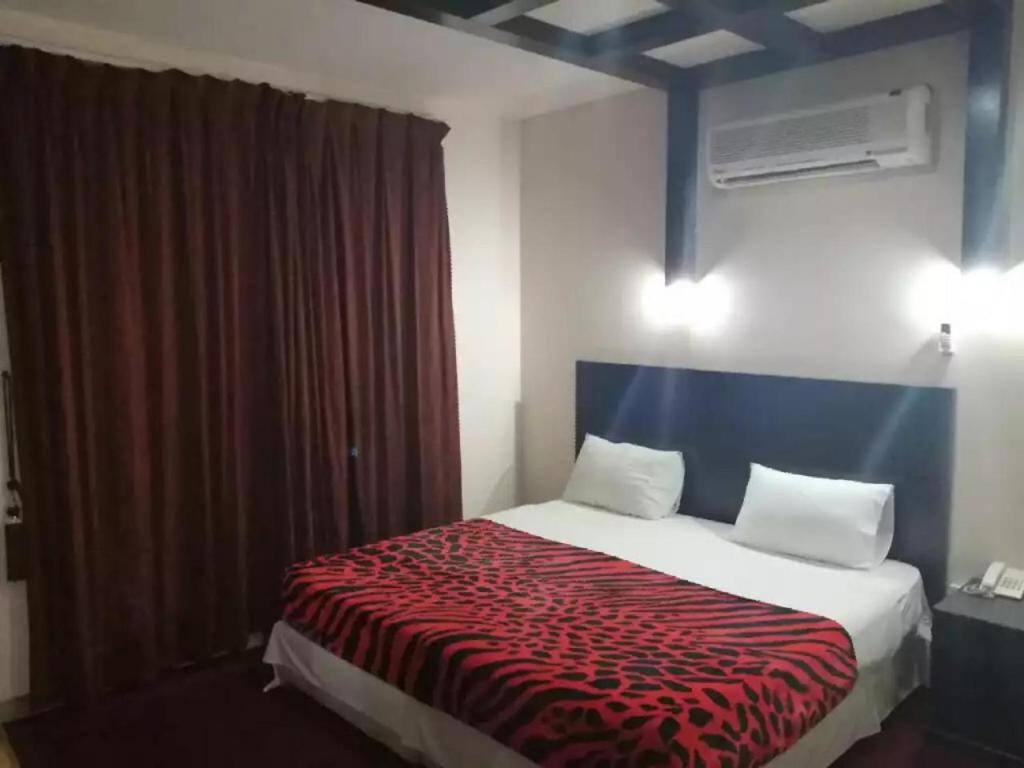 AL 'Oroba hotel
