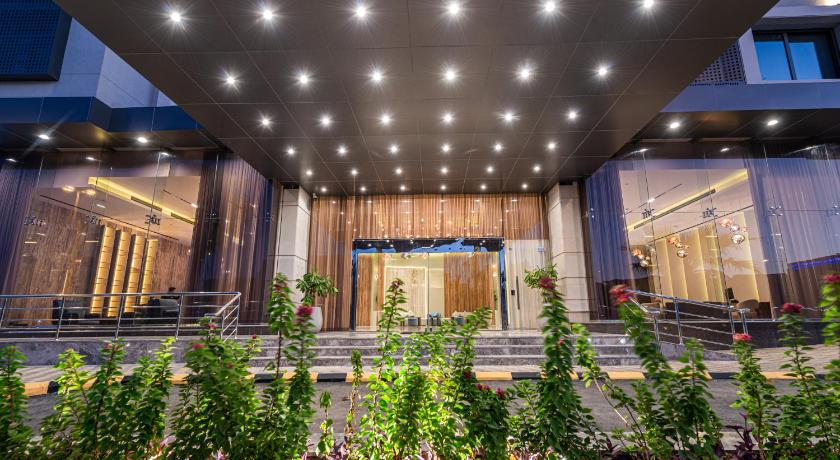 Voyage Hotel
