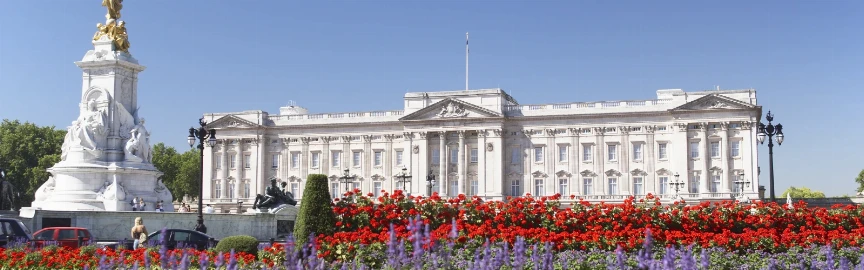 First-Timer’s Guide to Visiting Buckingham Palace