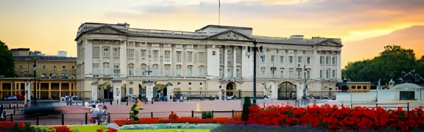 Historic Hotels Near Buckingham Palace: Where Tradition Meets Comfort