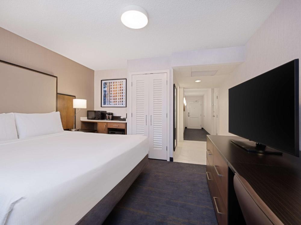 Embassy Suites Chicago - Downtown
