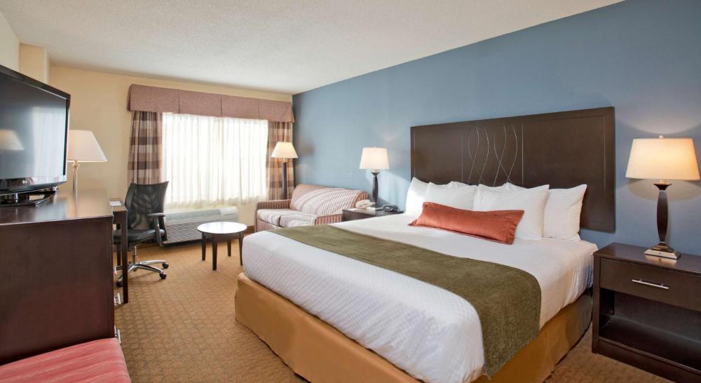 Best Western Plus Hotel & Conference Center