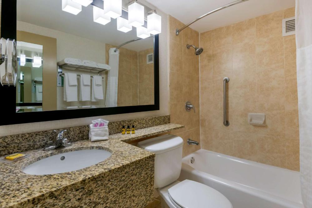 Best Western Plus Windsor Inn