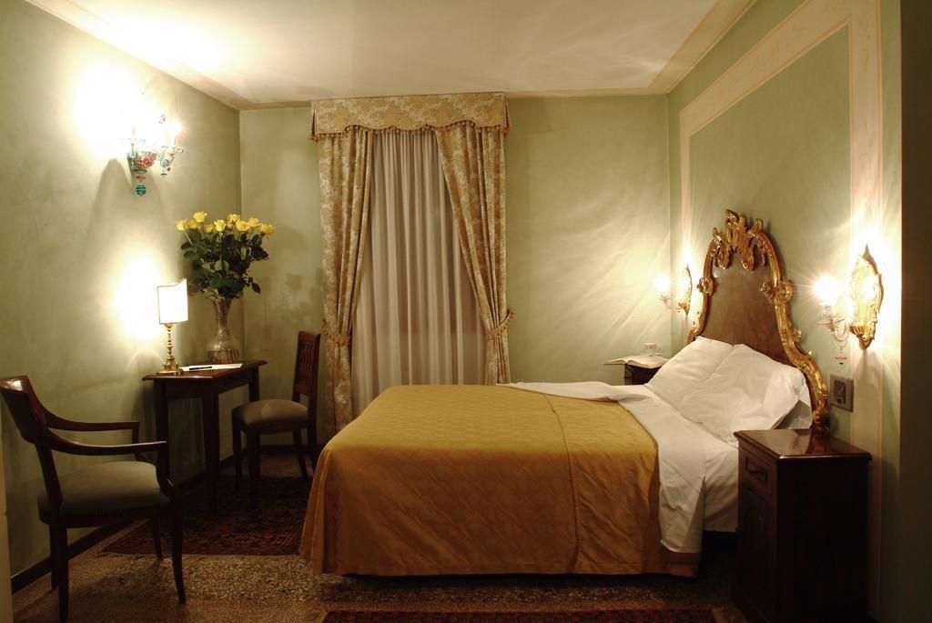Hotel Marconi