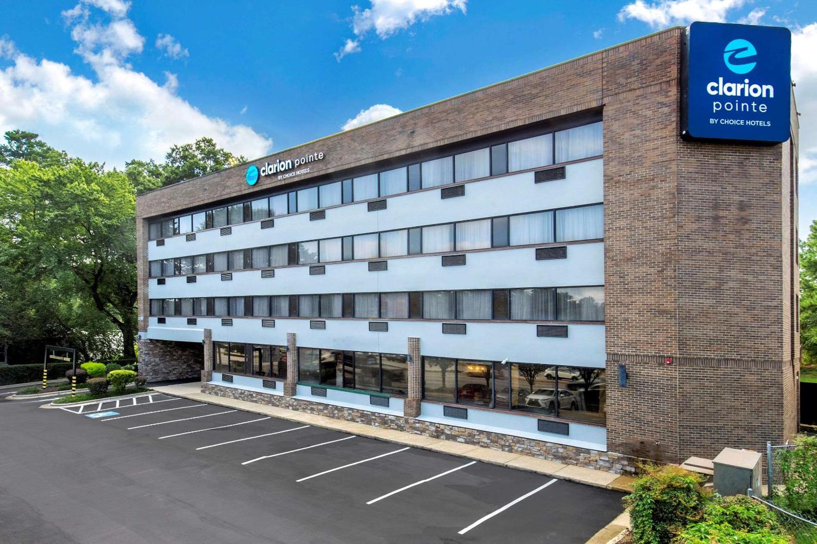 Clarion Pointe