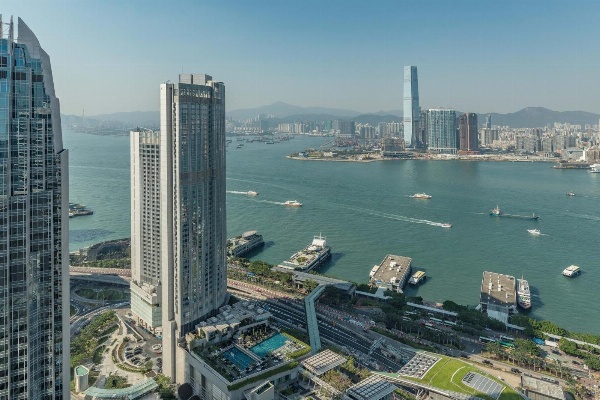 Four Seasons Hotel Hong Kong