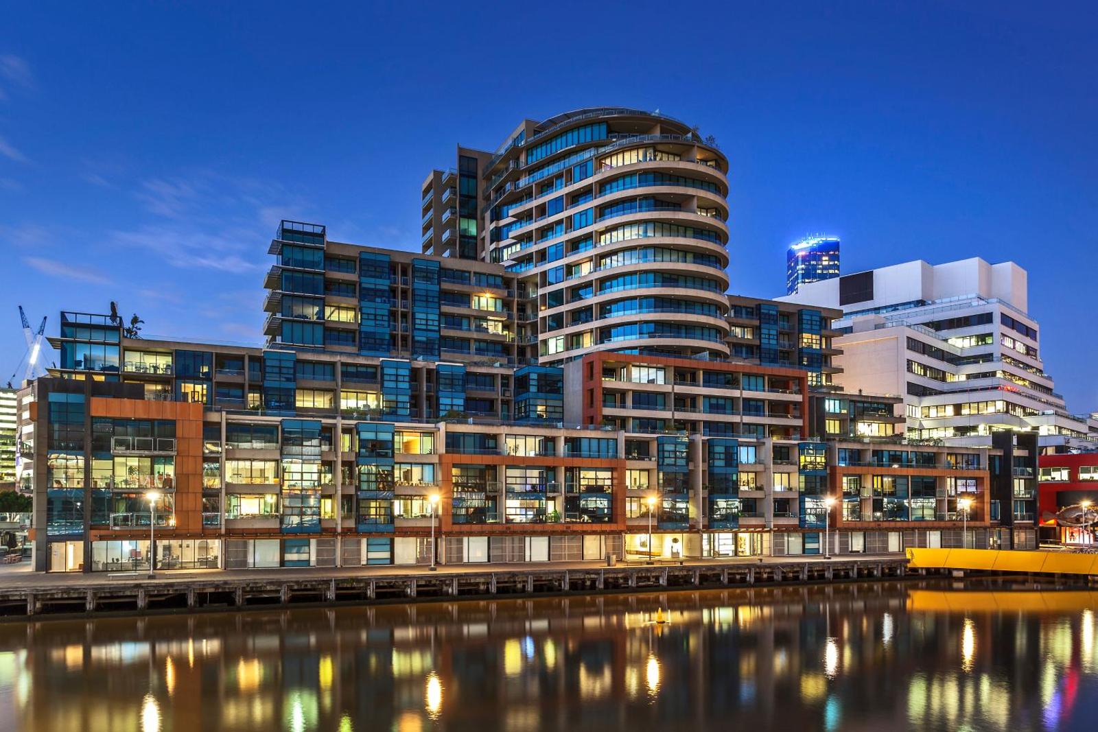 Waterfront Apartments Melbourne