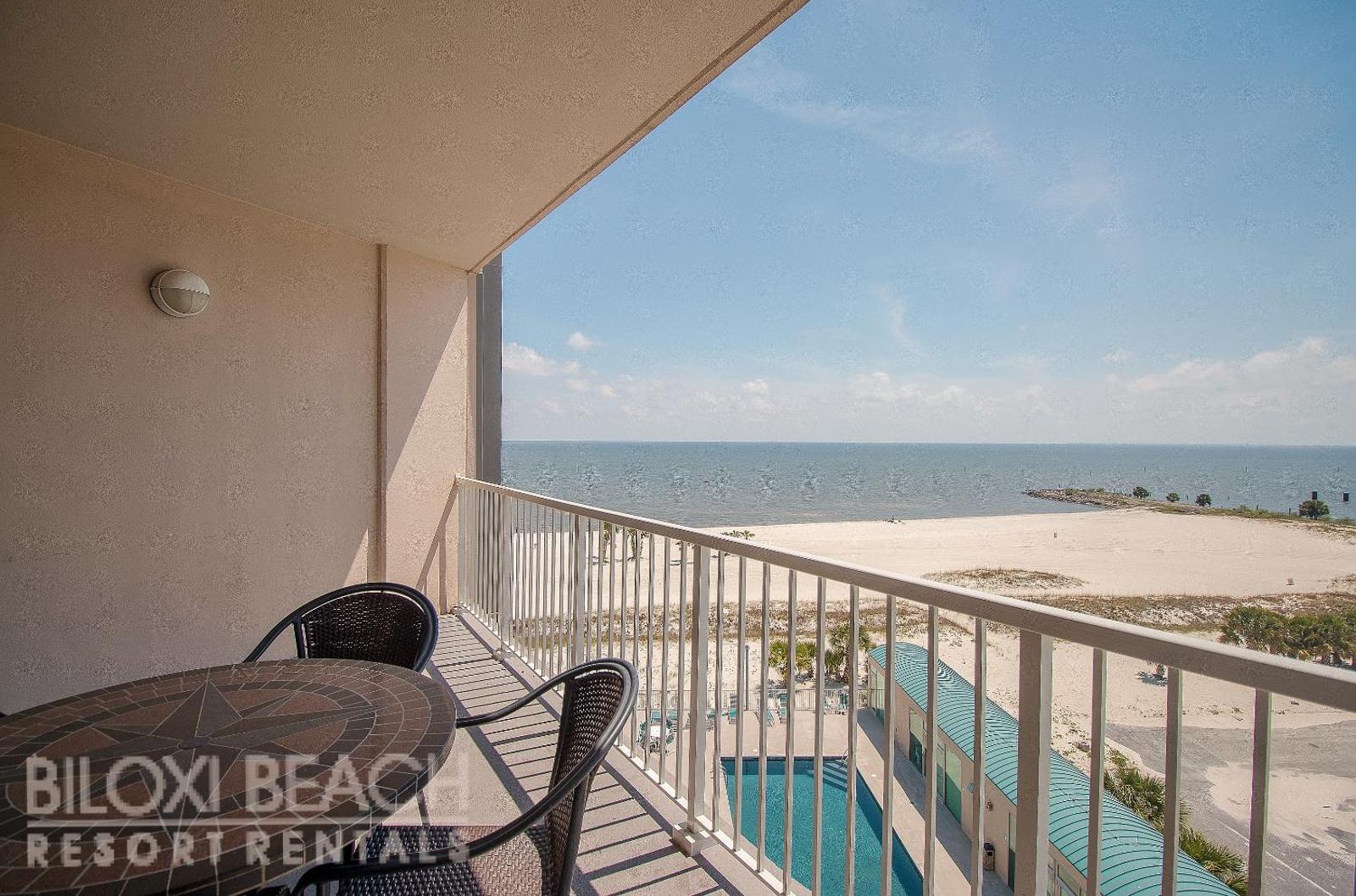 Sea Breeze 712 - Three Bedroom Apartment
