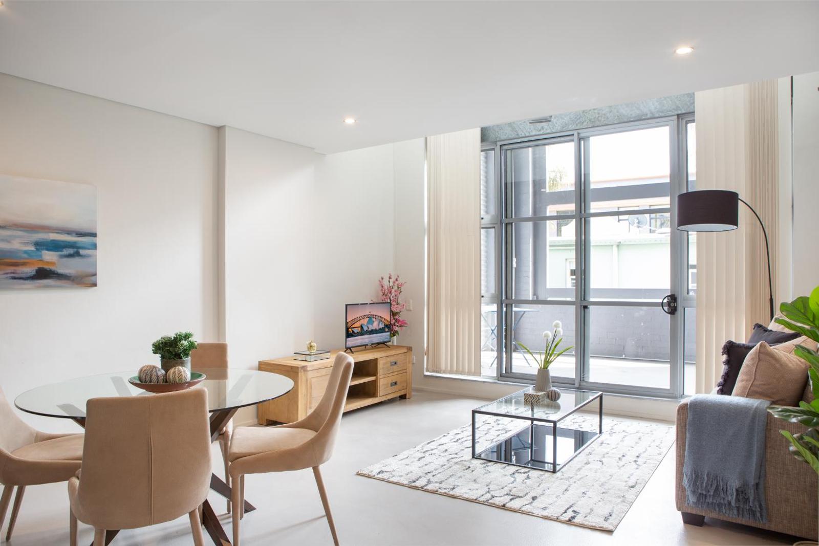 Central City Loft With Gym and Pool